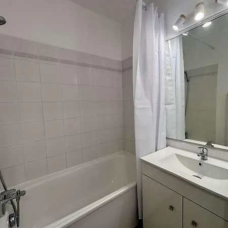 Lumineux, Vue Parc - 4 Pers. - Fr-1-252-202 Apartment *